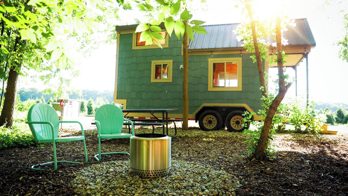 Stockwell Cabin | Private oasis - Tiny house on 60 acre Christmas tree farm