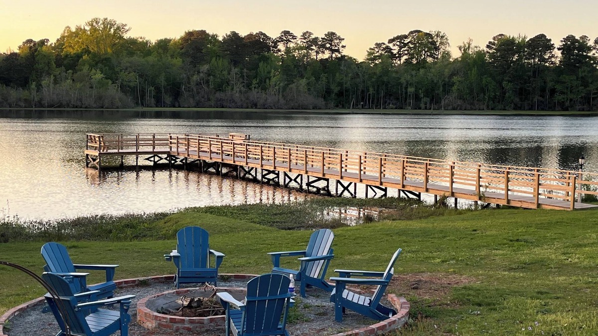 Benson House | Private Oasis w/Pool, Kayaks, Dock, and Stocked Bass Waiting to be Caught!