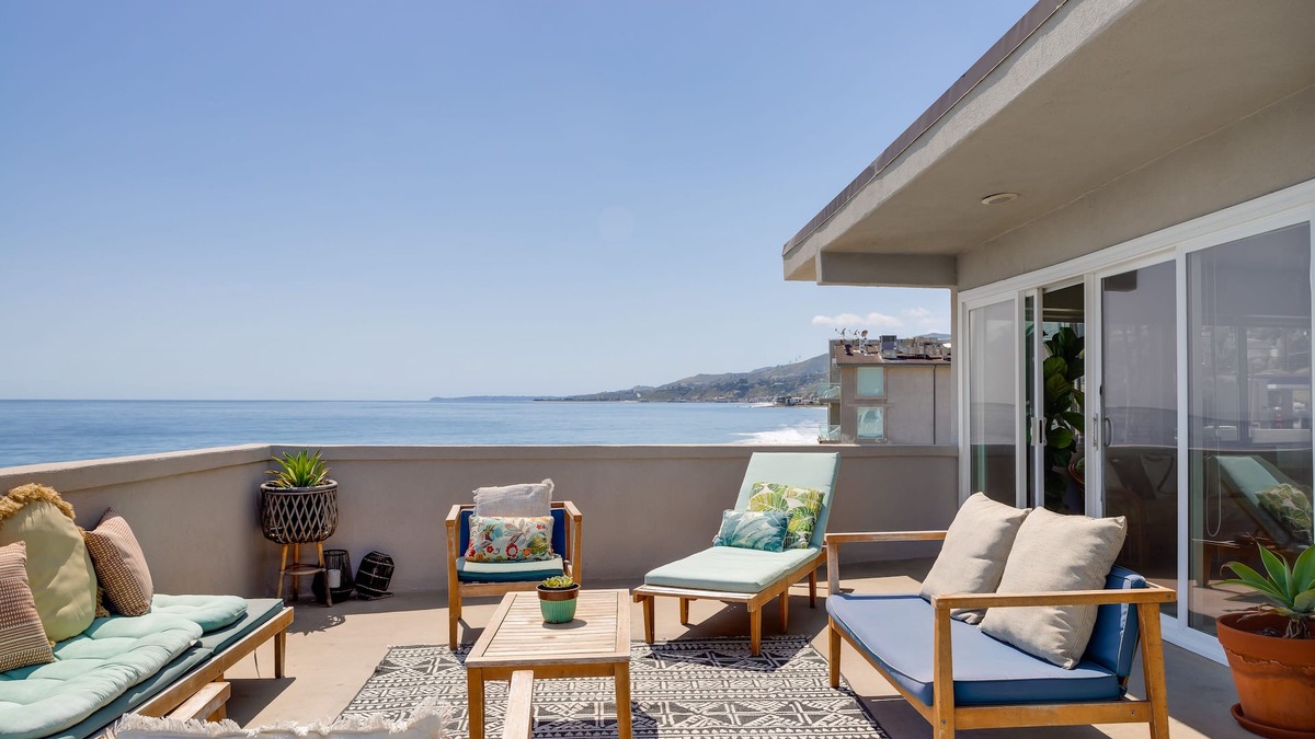 Eastern Malibu Apartment | Private Oceanfront Vacation Rental at Duke's Malibu