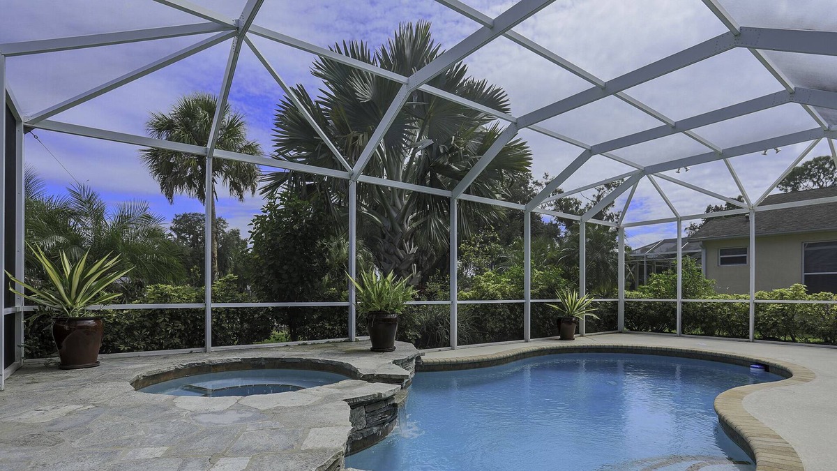 Imperial Lakewood's House | Private Pool and Spa. Golfing Cedar Shores