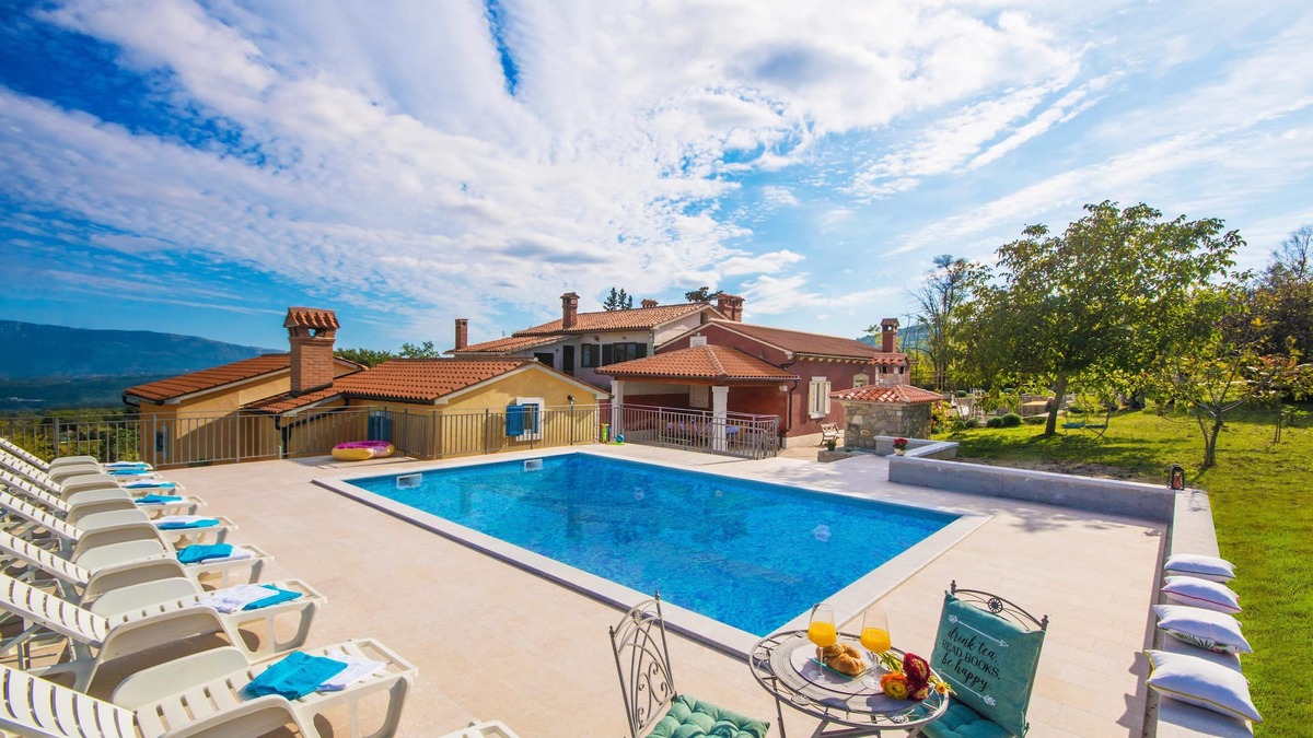 Pican Villa | Private pool, family-friendly - reopened in 2019!