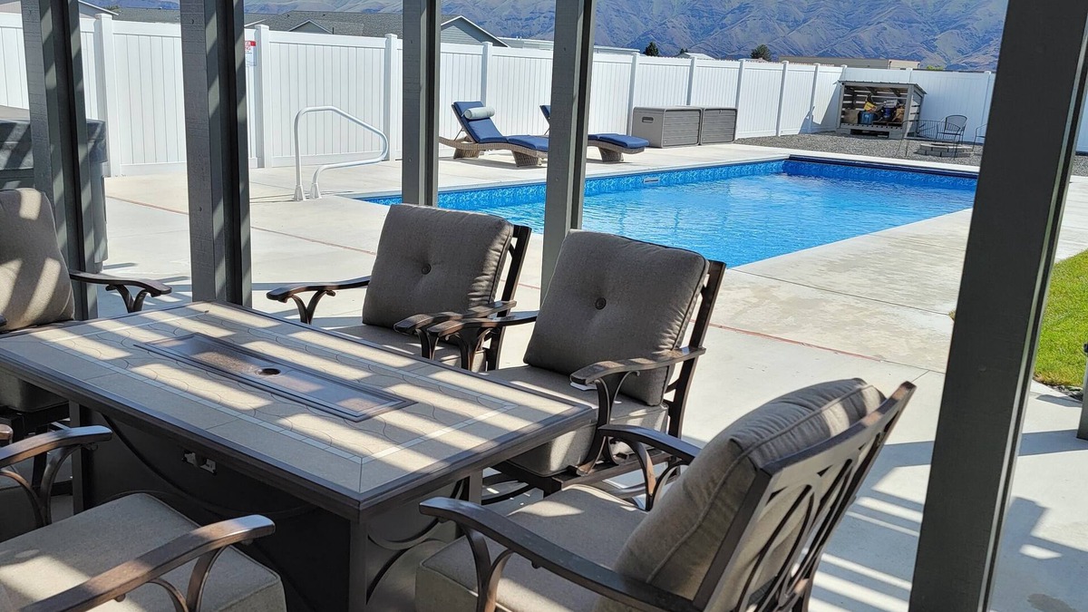 Desert Aire House | Private Pool, Hot tub & large yard just waiting for you to enjoy.