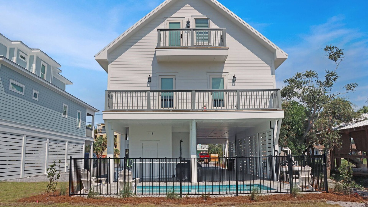 Port St. Joe House | Private Pool, Large Home~ Desoto 2