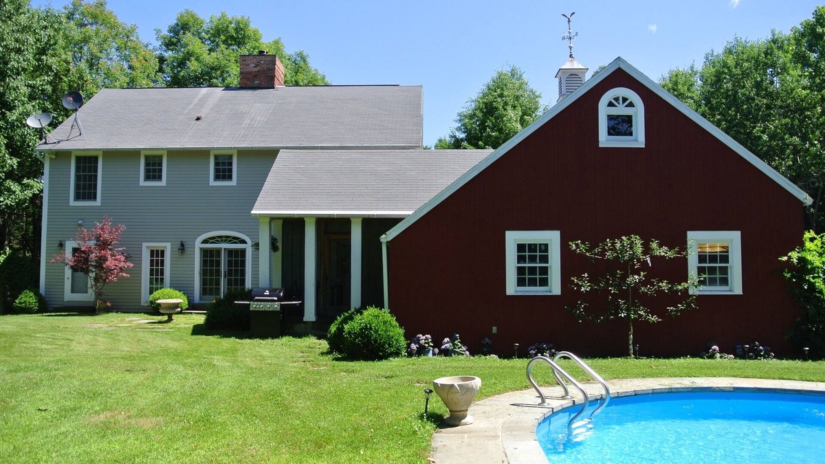 Hollowville House | Private pool on 8 acres. Minutes from Hudson, Copake Lake, OMI, Klocke & Olana!