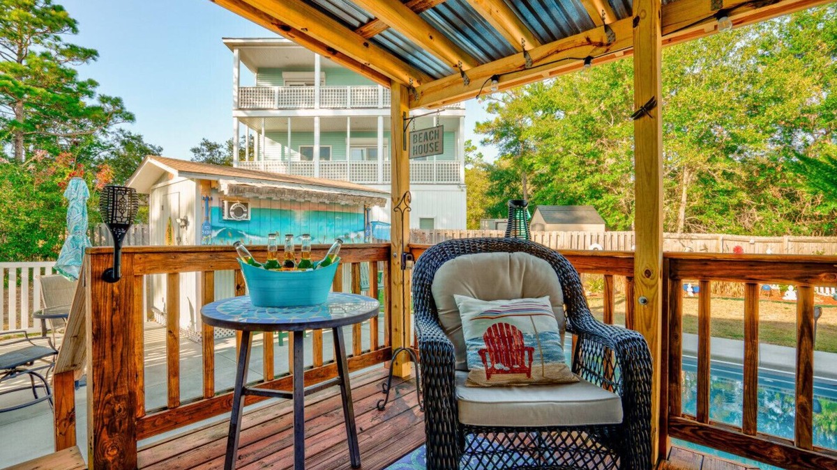 North Carolina Coast House | Private Pool Outdoor Patio+Fire Pit Game room