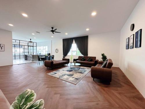 Kampung Seberang Takir House | PRIVATE POOL SEALIVE Home 1