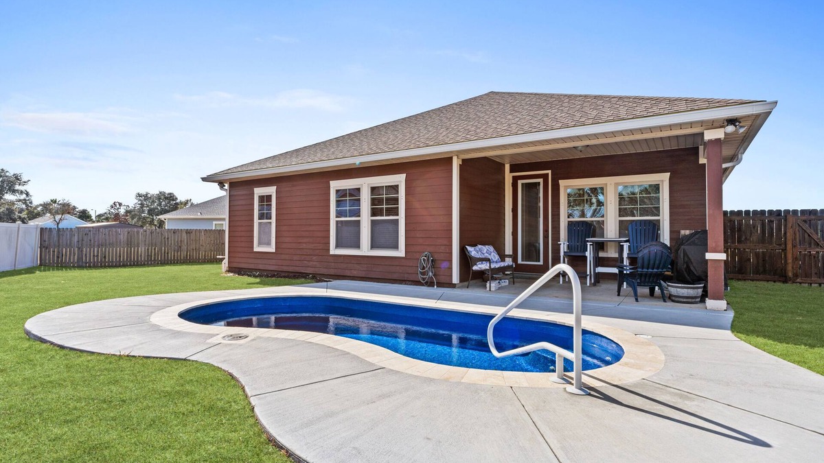 Laguna Beach Estates House | Private Pool | 2-Min Golf Cart to Beach | Close to 30A