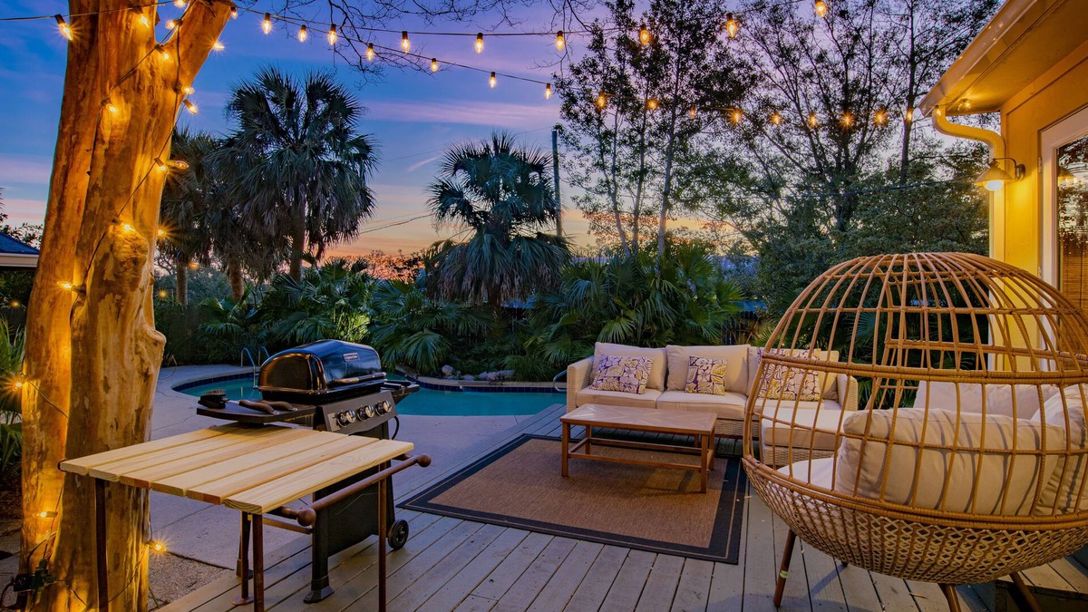 East Hill House | Private Pool, Walkable, Minutes to Beaches & Downtown Pensacola