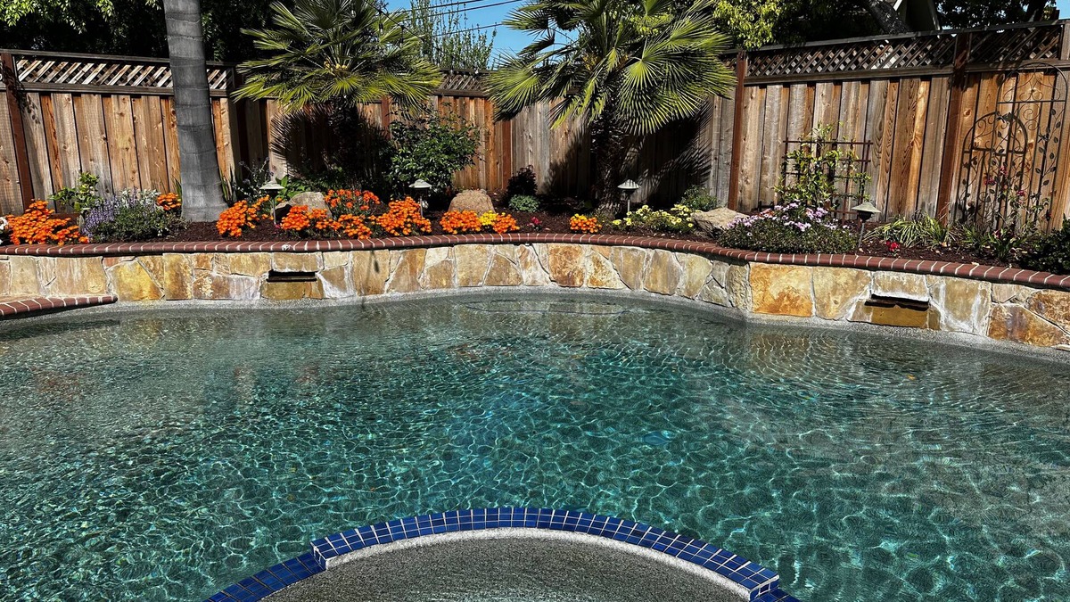 Cambrian Community Apartment | Private Queen Suite with Pool and Hot Tub