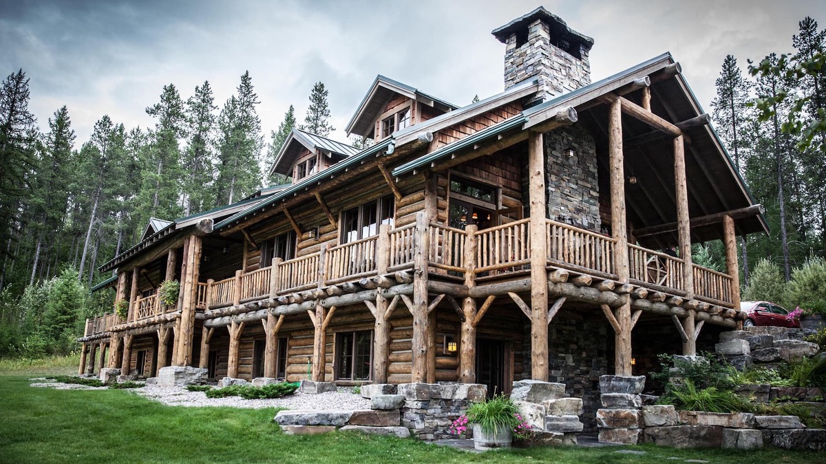 Coram Cabin | Private Ranch Next to Glacier National Park