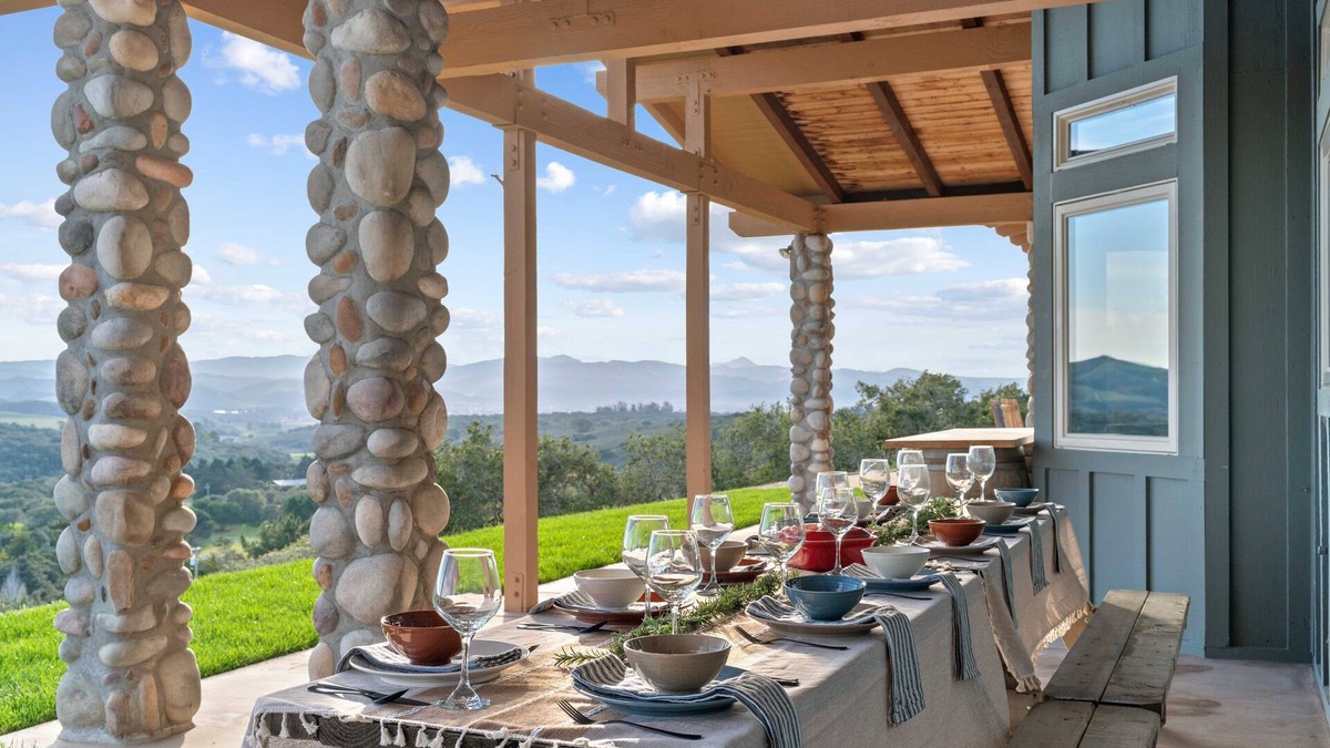 Lompoc House | Private Ranch Retreat