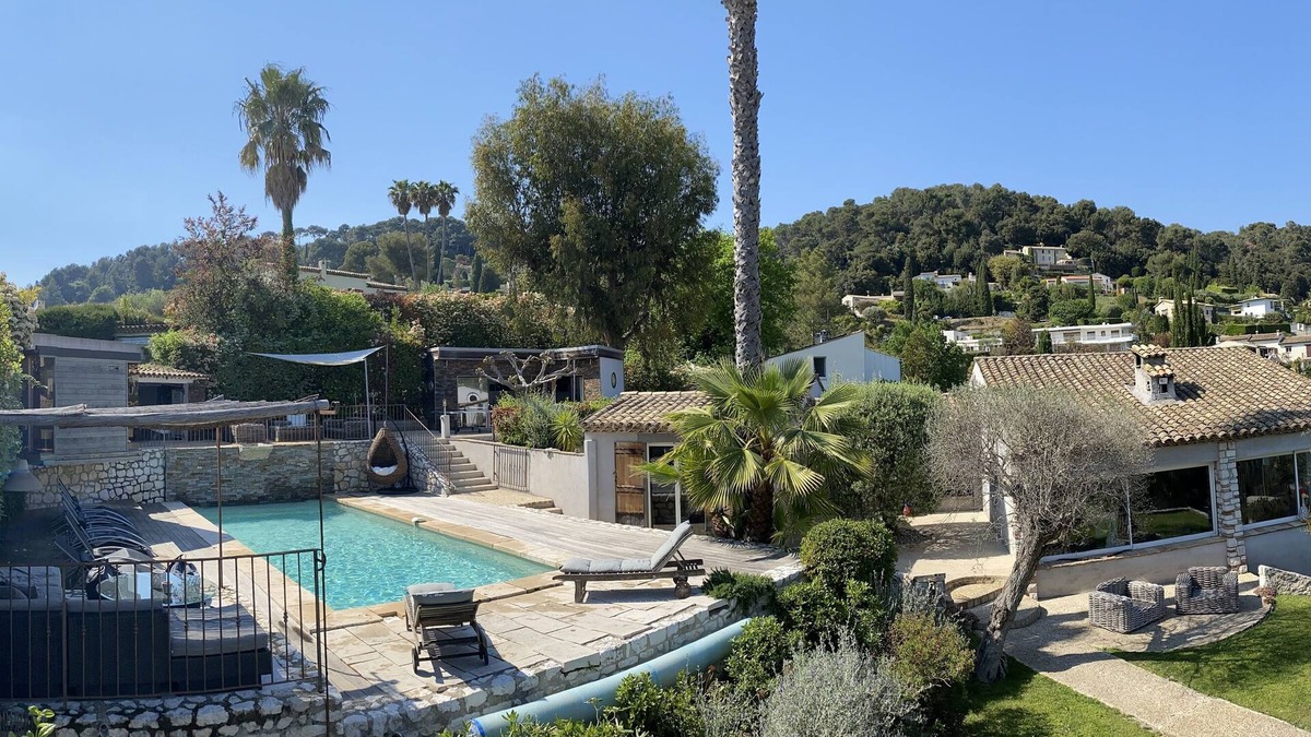 La Colle-sur-Loup Apartment | Private resort style living with spectacular views near Saint Paul de Vence