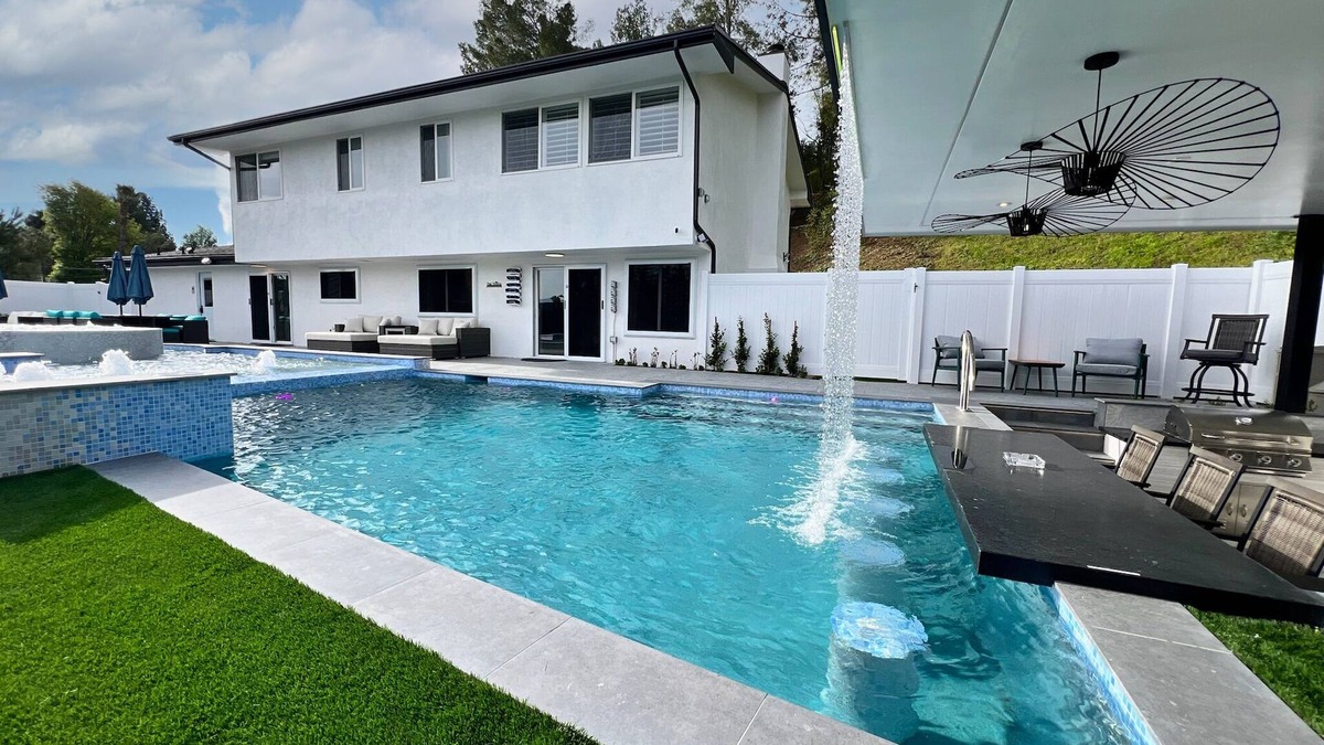 Woodland Hills House | Private Resort-Style Escape w/Heated Pool & Spa!