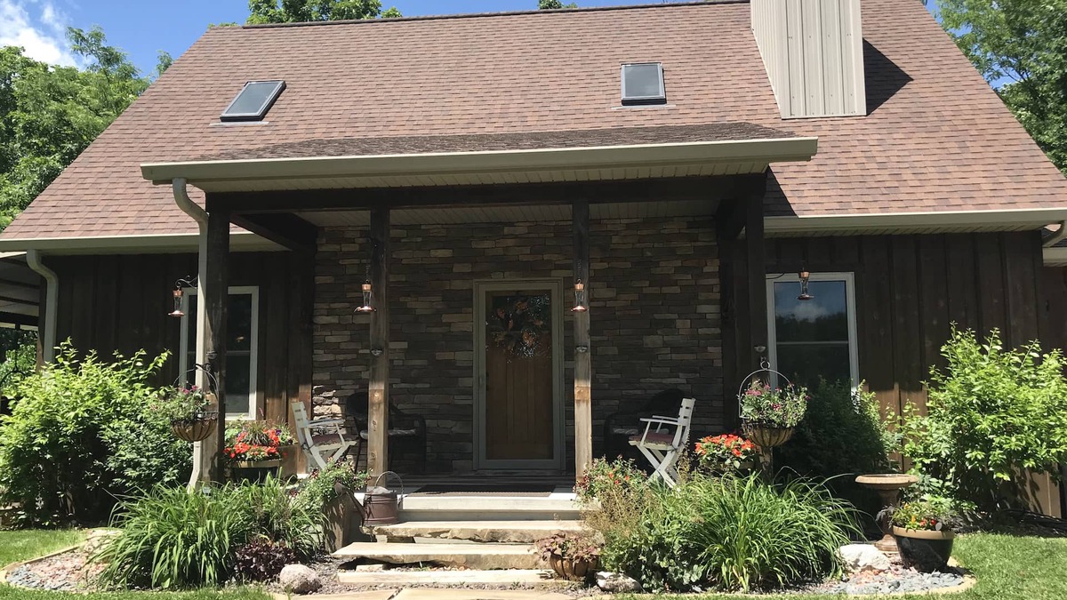 Pilot Grove House | Private Retreat On 100 Acres -Outdoor HOT TUB. Reconnect with nature.