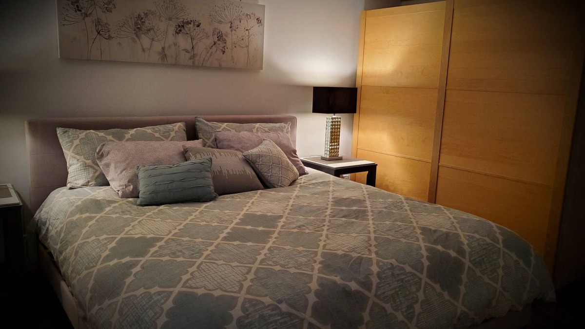 Port Alberni House | Private river front house ncalling all families looking for a perfect getaway.