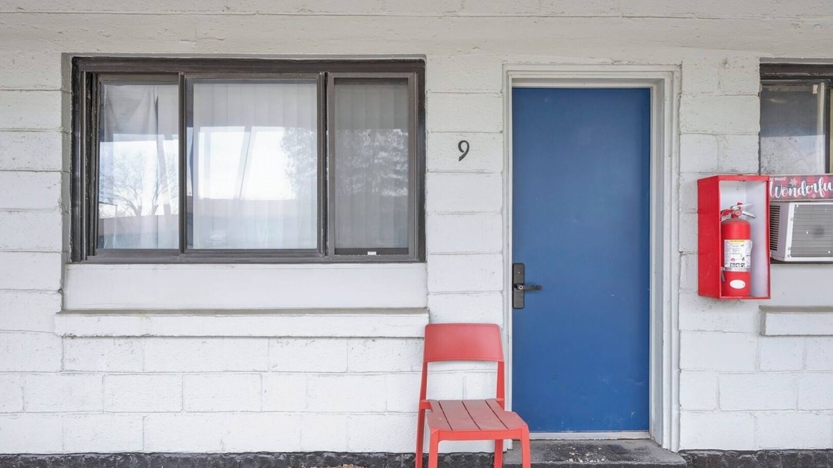Riverview Apartment | Private Room & Bath Brownstown Near Detroit