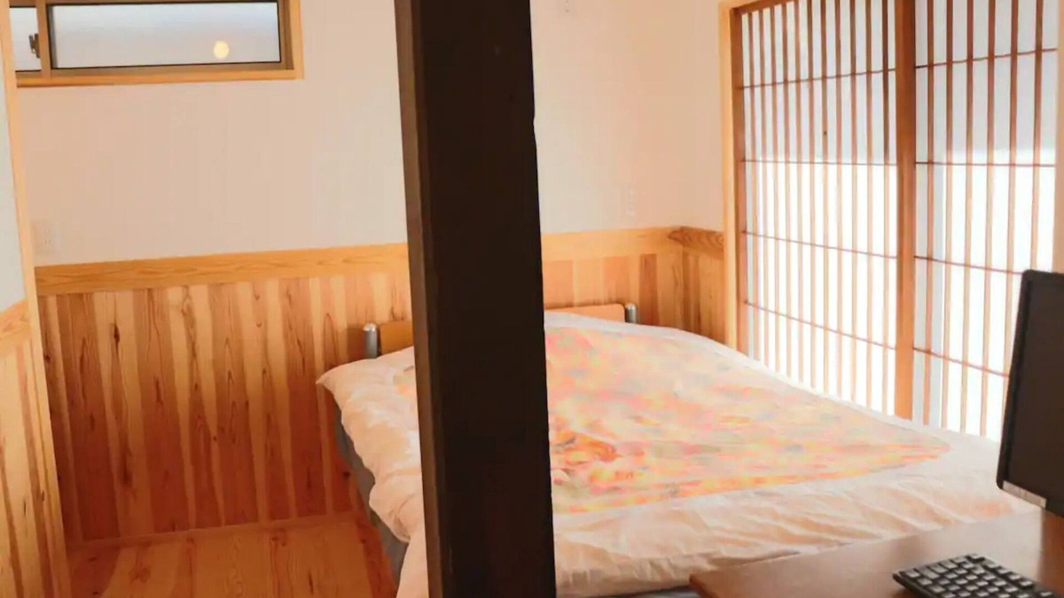Tsu House | Private Room Double bed private room 1 hour fro / Tsu Mie