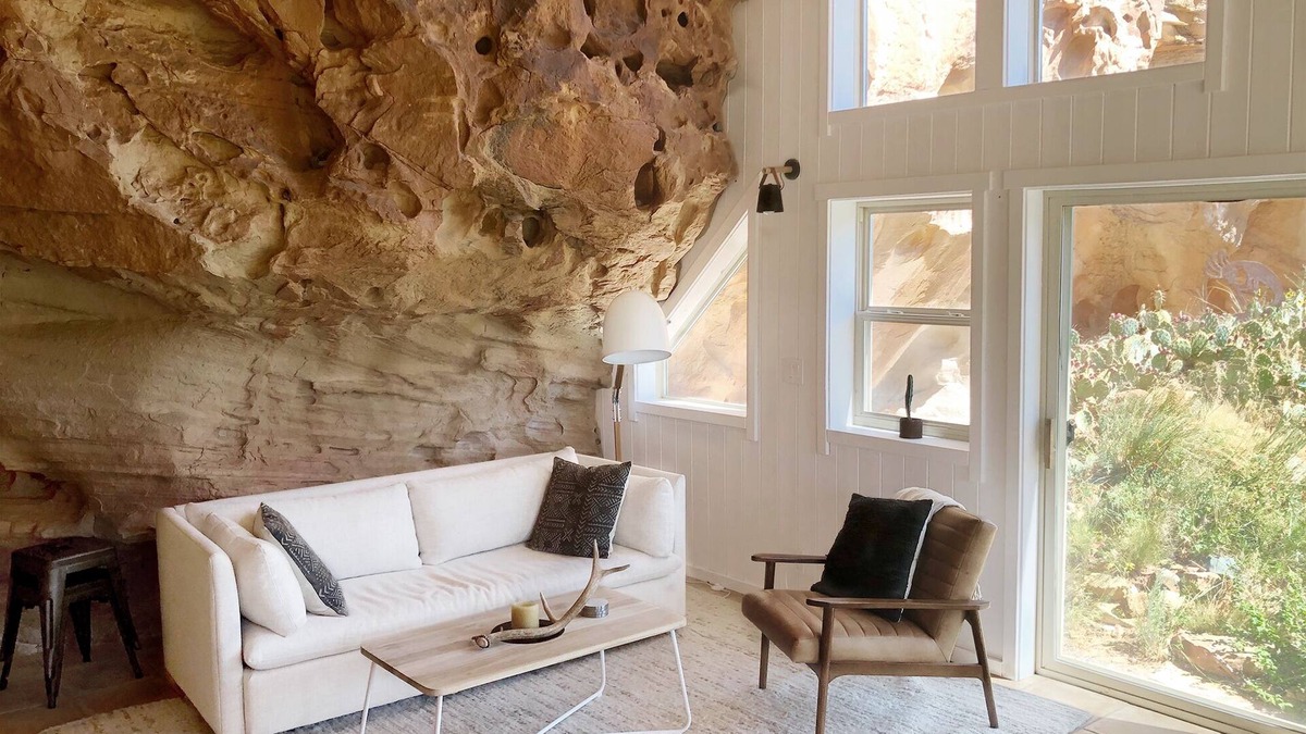 Cortez Cabin | Private Sage Canyon Cliff House with Stunning Views near Mesa Verde