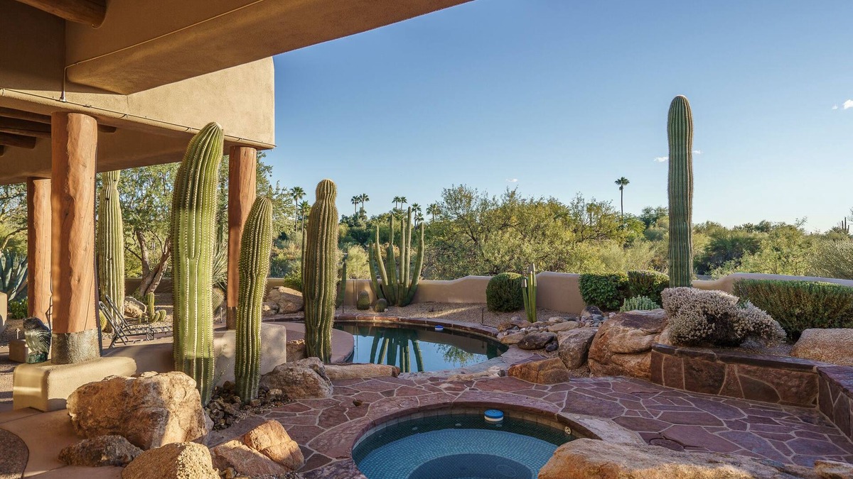 Carefree Fore House | Private Southwestern Luxury Oasis