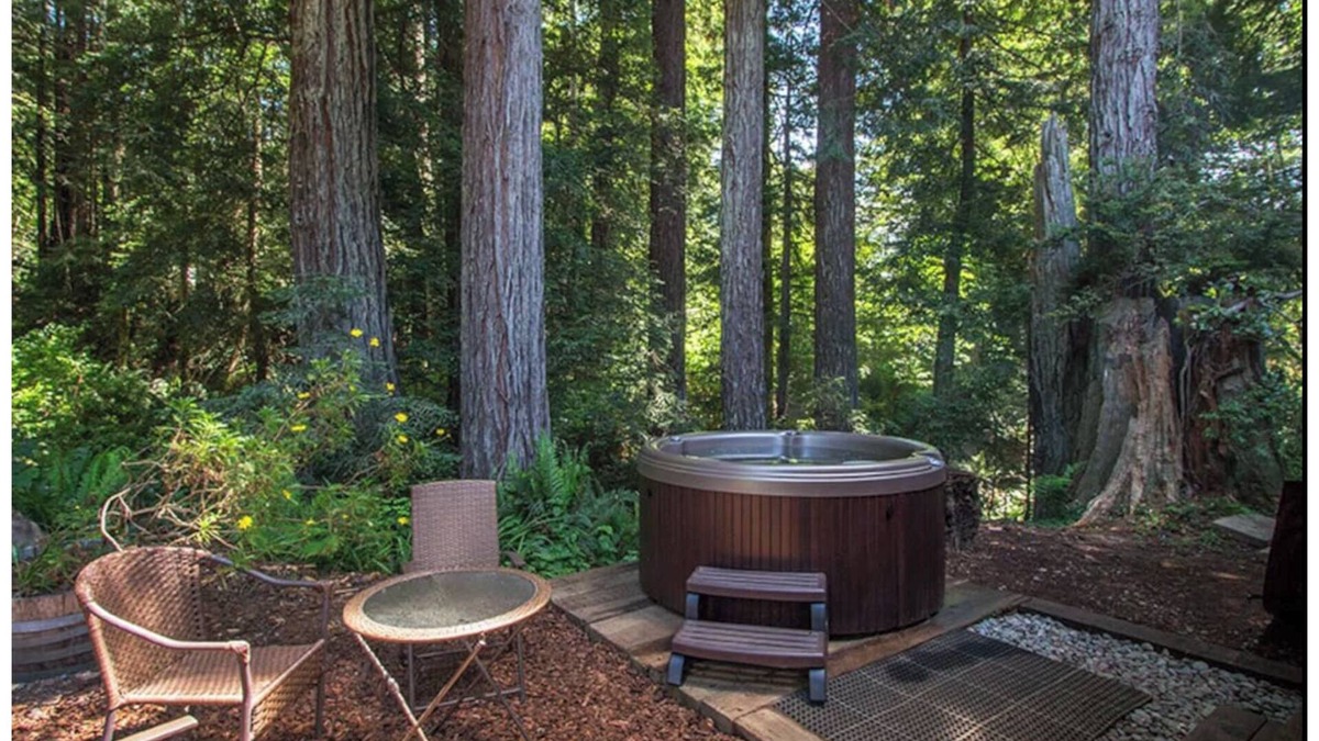 Westhaven-Moonstone House | Private & Spacious *Hot Tub* In the Redwoods