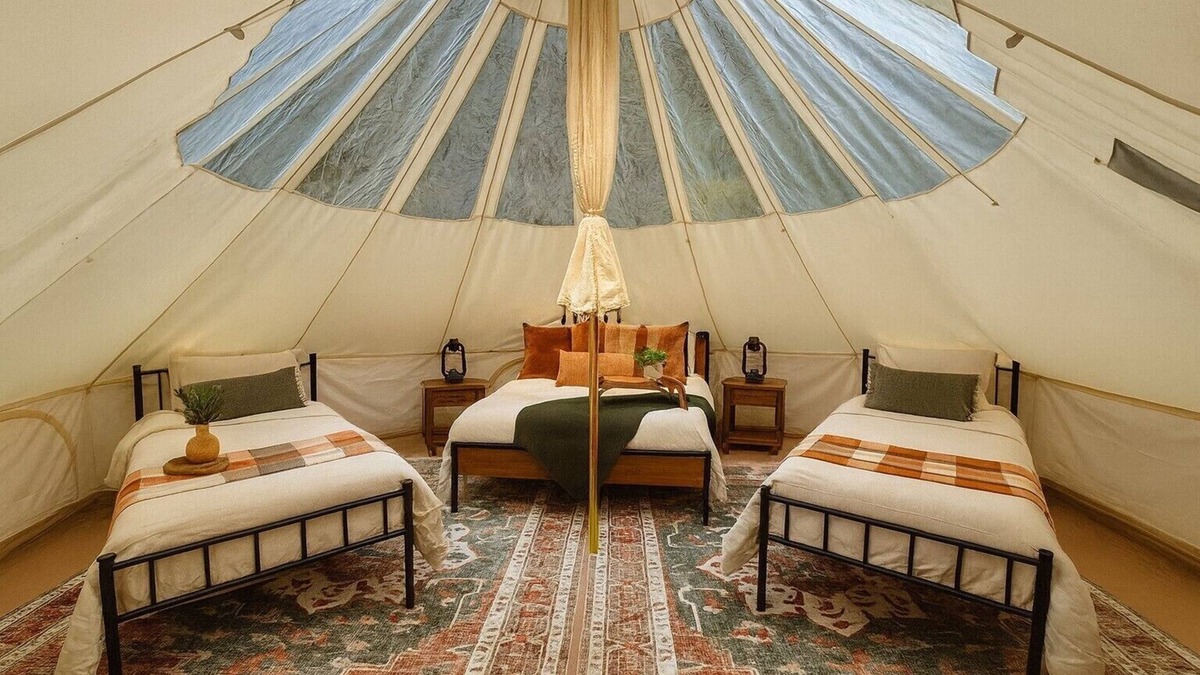 Boss Apartment | Private Stargazing Tent Maple Haven – Peaceful Glamping with Fire Pit & Open Skies