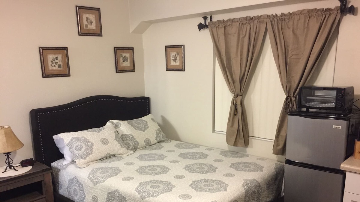 Timber Pond III Apartment | Private Studio 1 Bed & 1 Bath Quiet, Relaxing & Close To Everything. L@@K HERE!