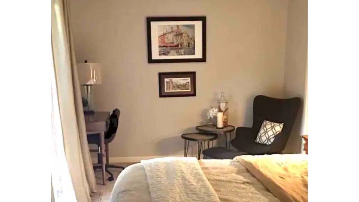 Texarkana Apartment | Private Studio w/Sun Deck, Close to Everything