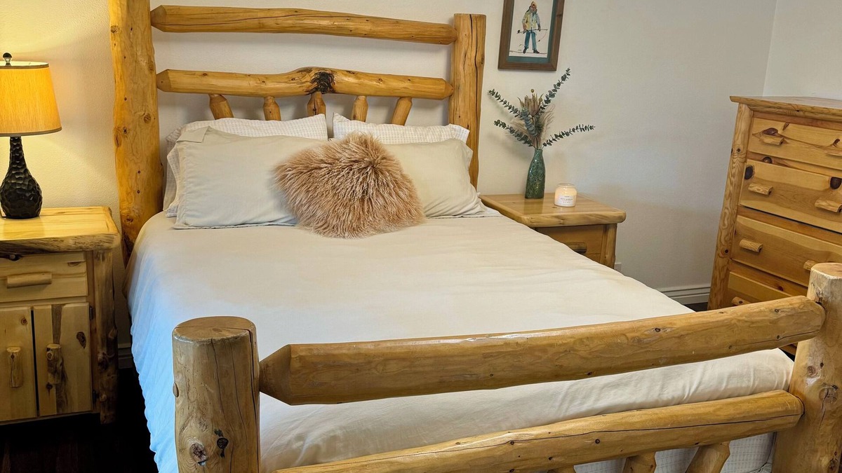 Monument House | Private Suite with Hot Tub - 8 Miles from the Air Force Academy!