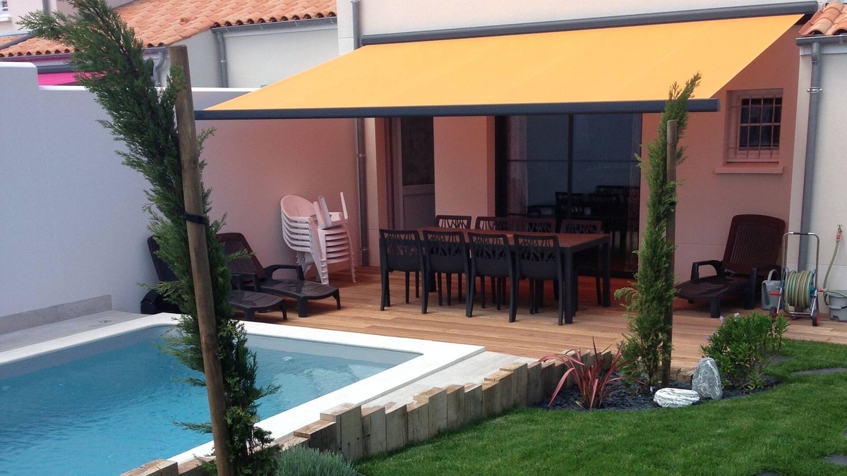 Arces House | Private swimming pool at 29°C - La Maison de Pomone