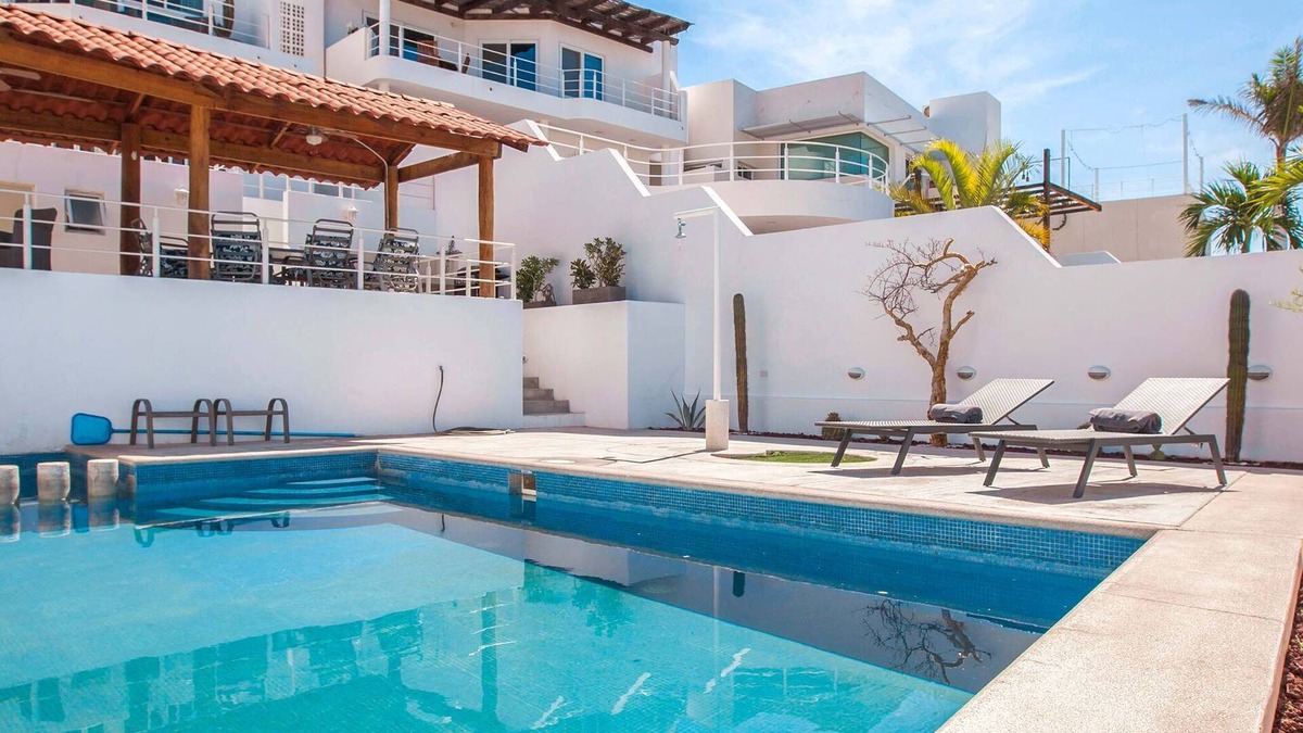 Colina del Sol House | Private Terrace | BBQ | Pool | Walk to Beach