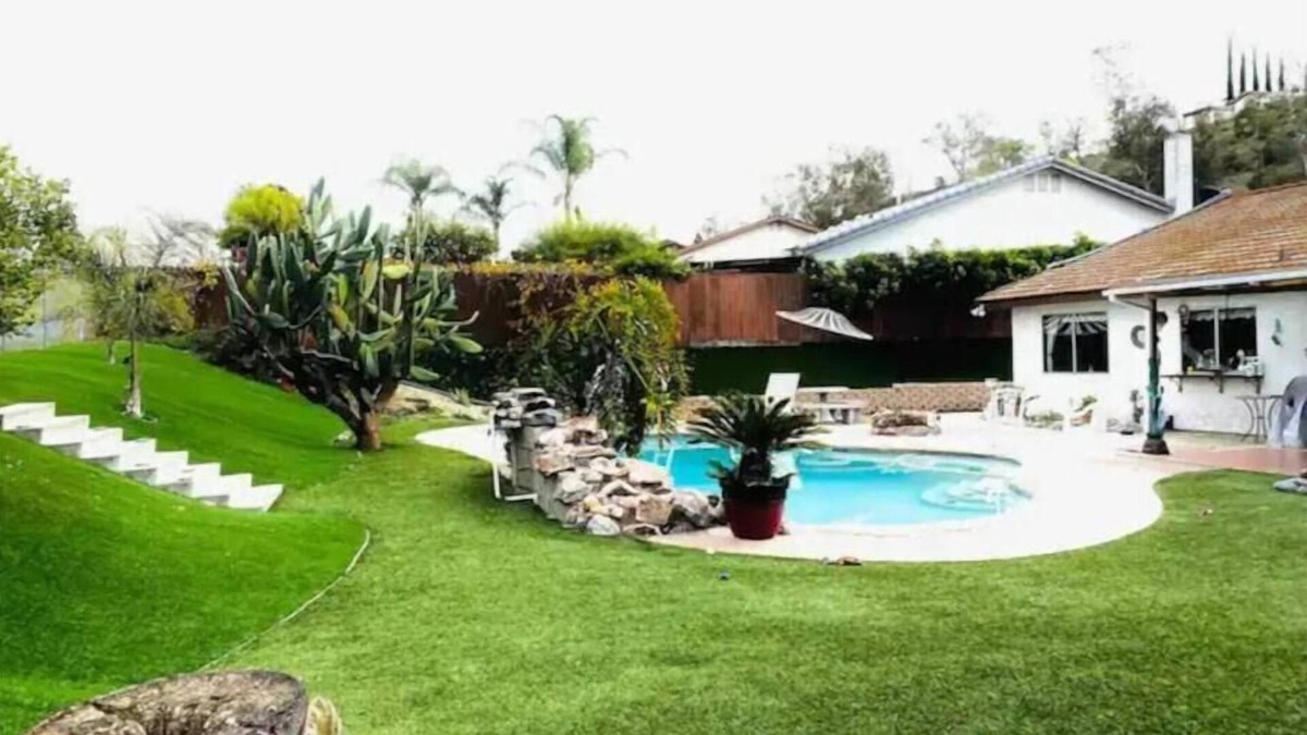 El Cajon House | Private Tranquility