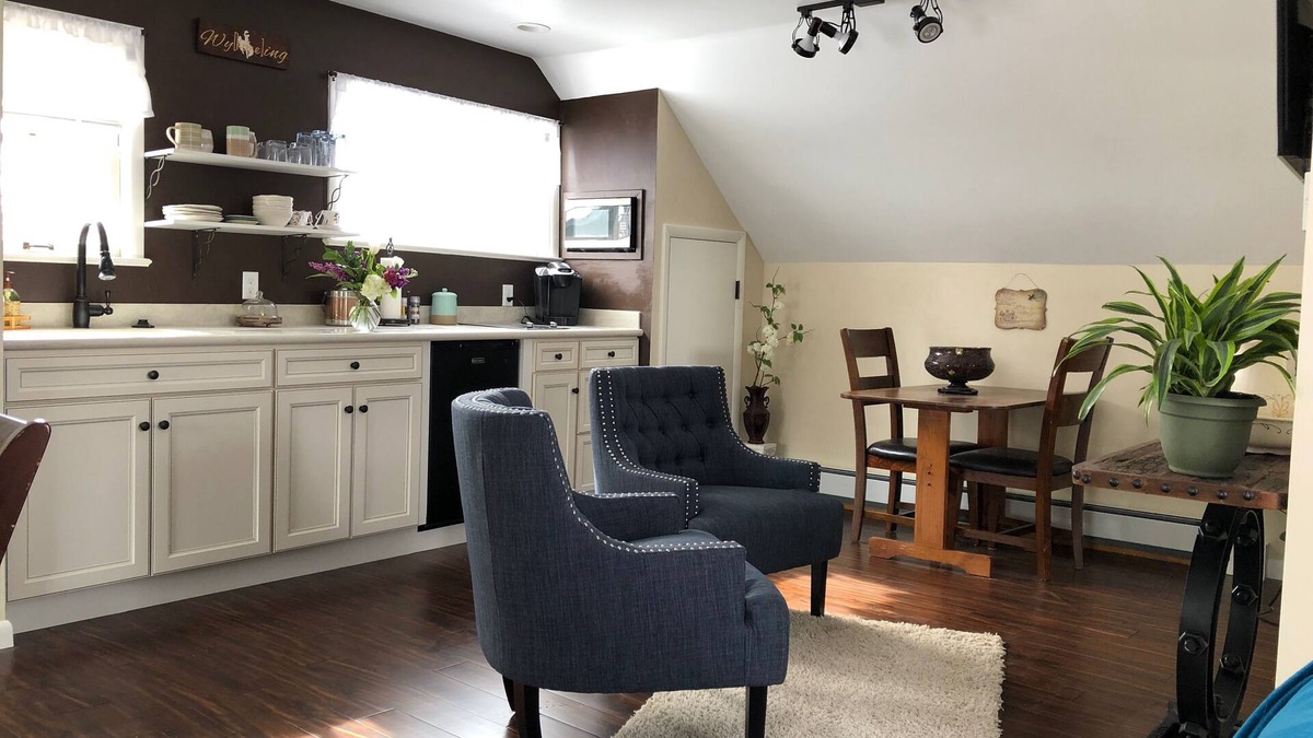Laramie House | Private updated studio in ideal location
