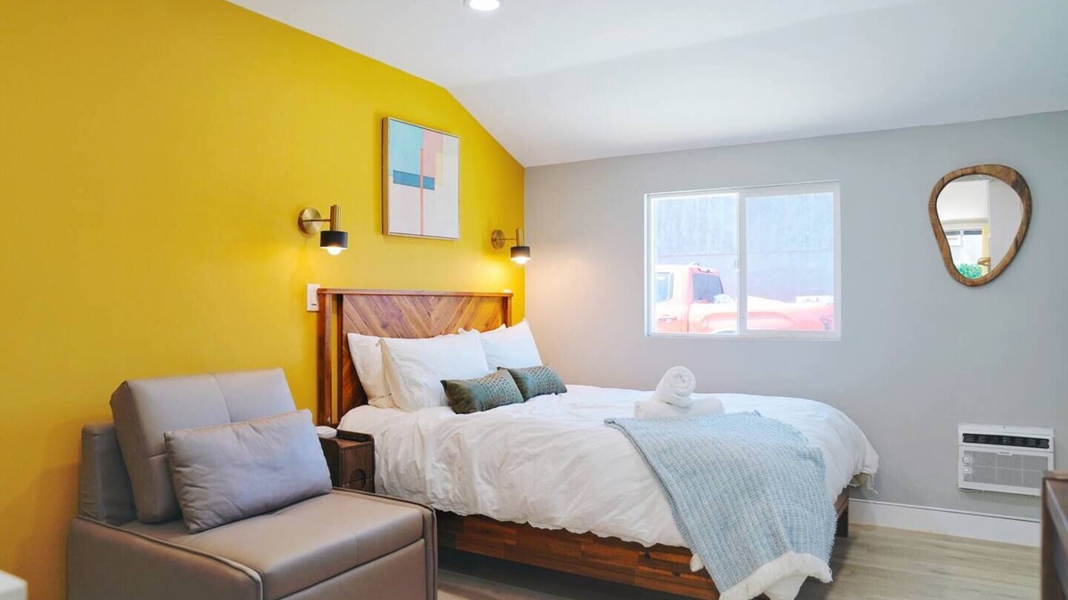 Cherryland Apartment | Private Urban Oasis Near SF - Full Kitchen 22421B