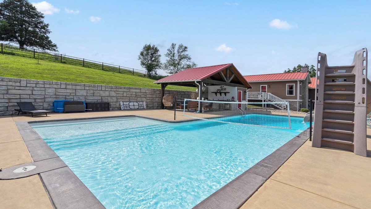Elkland House | Private Vacation Oasis in Missouri