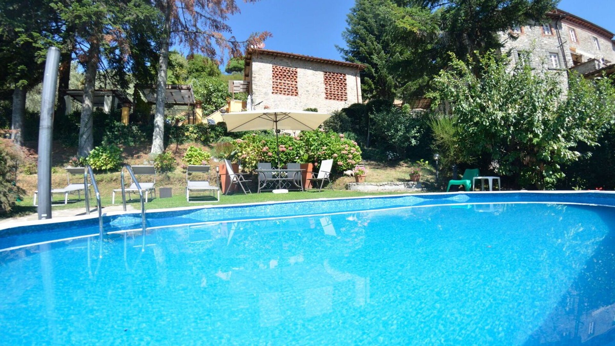Gello Villa | Private Villa with hot tub, WIFI, A/C, private pool, TV, terrace, pets allowed, panoramic view