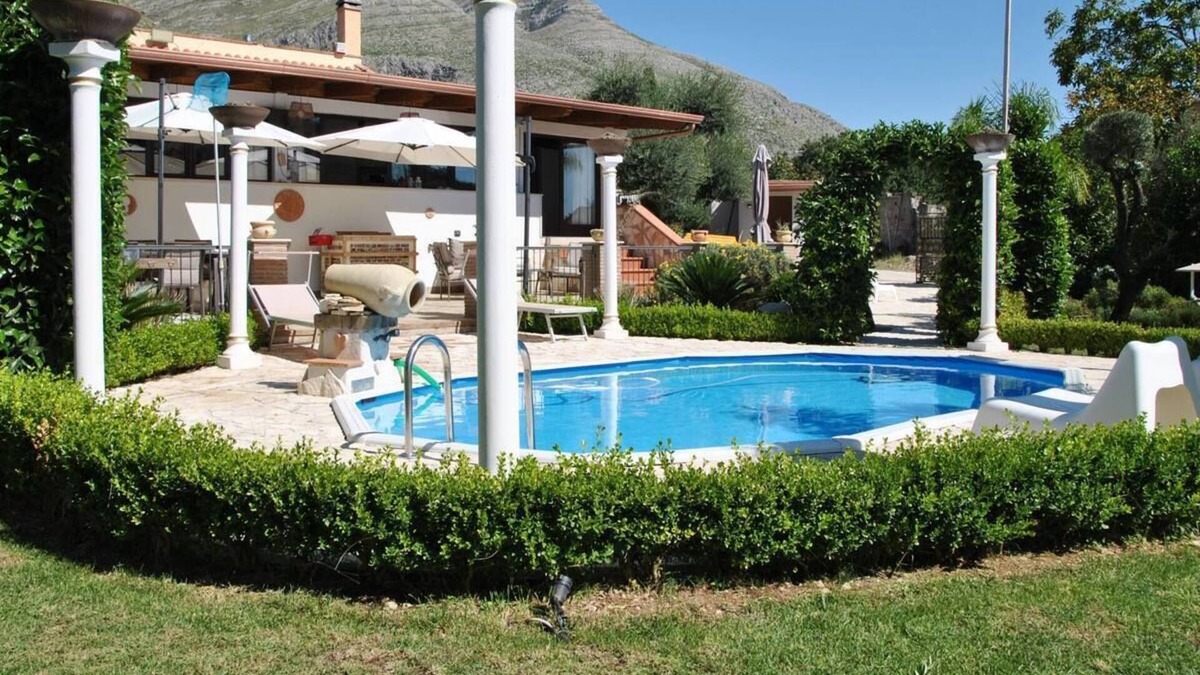 Trivio Villa | Private villa with swimming pool in Latium