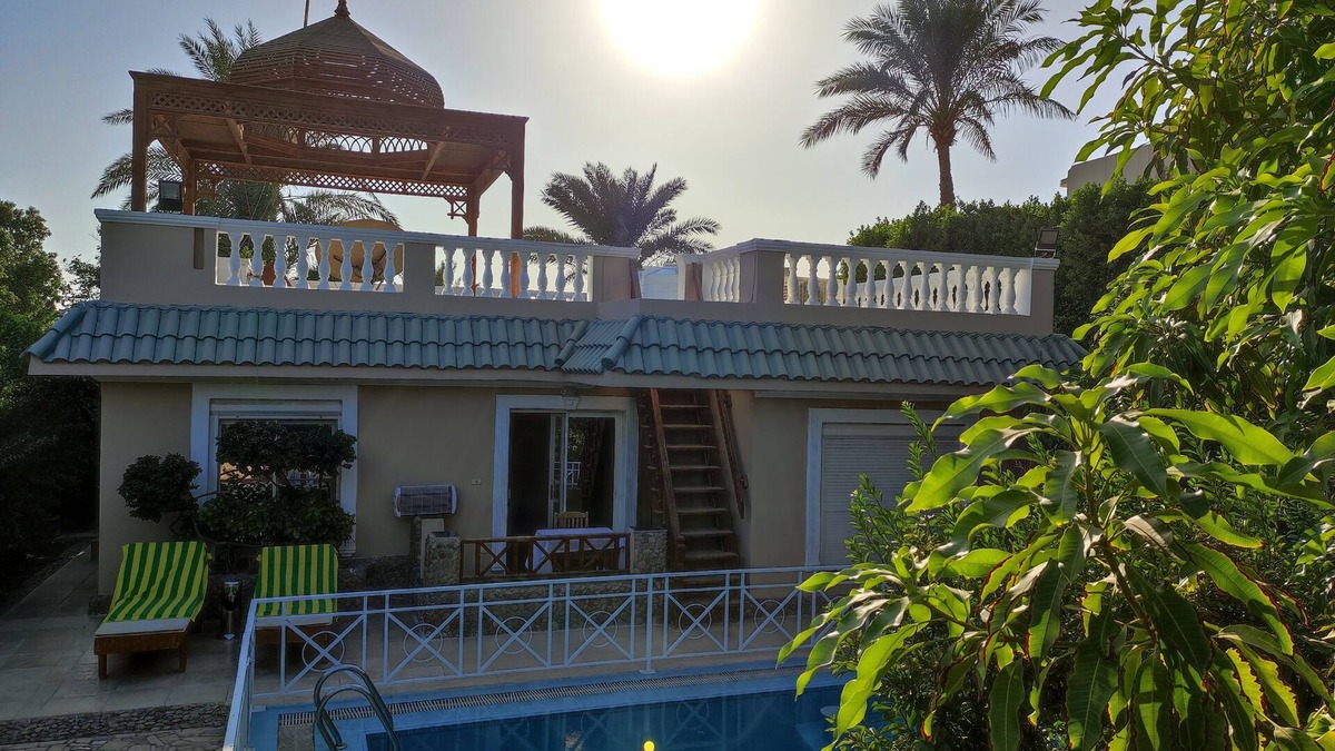 Al Mamsha El Seyahi House | Private Villa with Pool&Garden. Entrance to Private Beach.