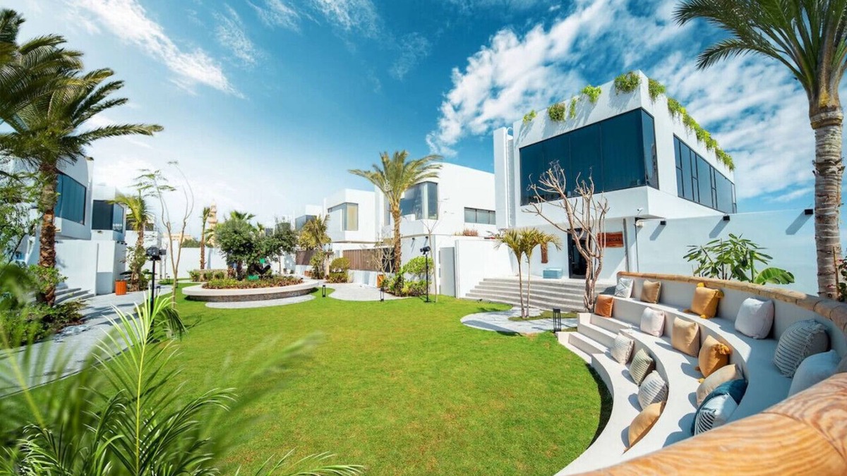 Al Barsha 1 Villa | Private villa with pool