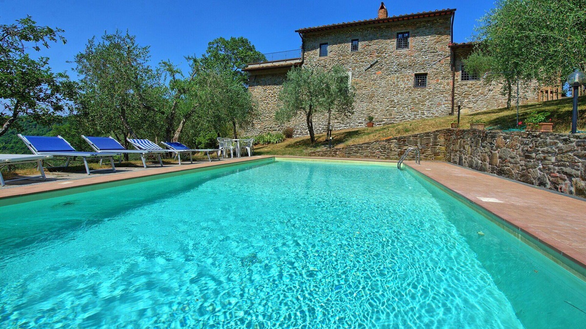Greve in Chianti Villa | Private Villa with WIFI, private pool, TV, pets allowed, panoramic view, close to Greve In Chianti