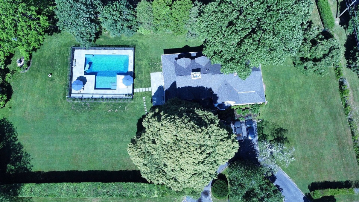Village of Southampton House | Private Village Home-South Of Hill Street, Walk To Coopers Beach or Village