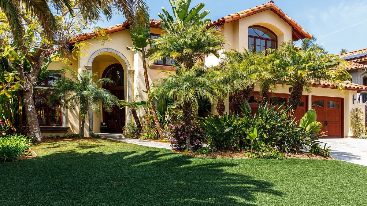 Carmel Valley House | Private, Warm East Del Mar Family Retreat near great Beaches, Golf & Rack Track!