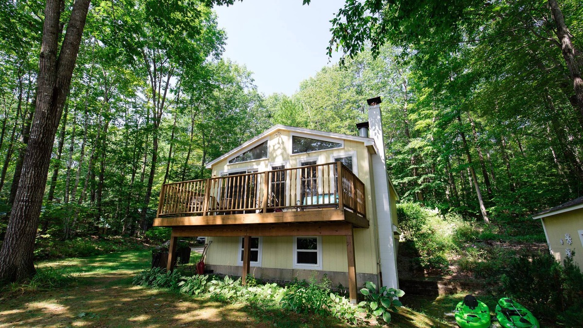 Poland Cottage | Private Waterfront Cottage in Cove with Floating Dock & a 2024 King Bed
