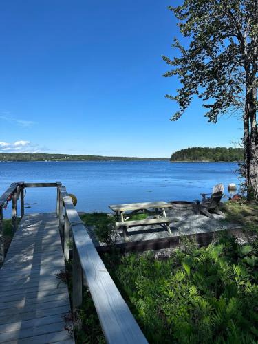 Deer Isle House | Private Waterfront Home with Kayaks and Firepit