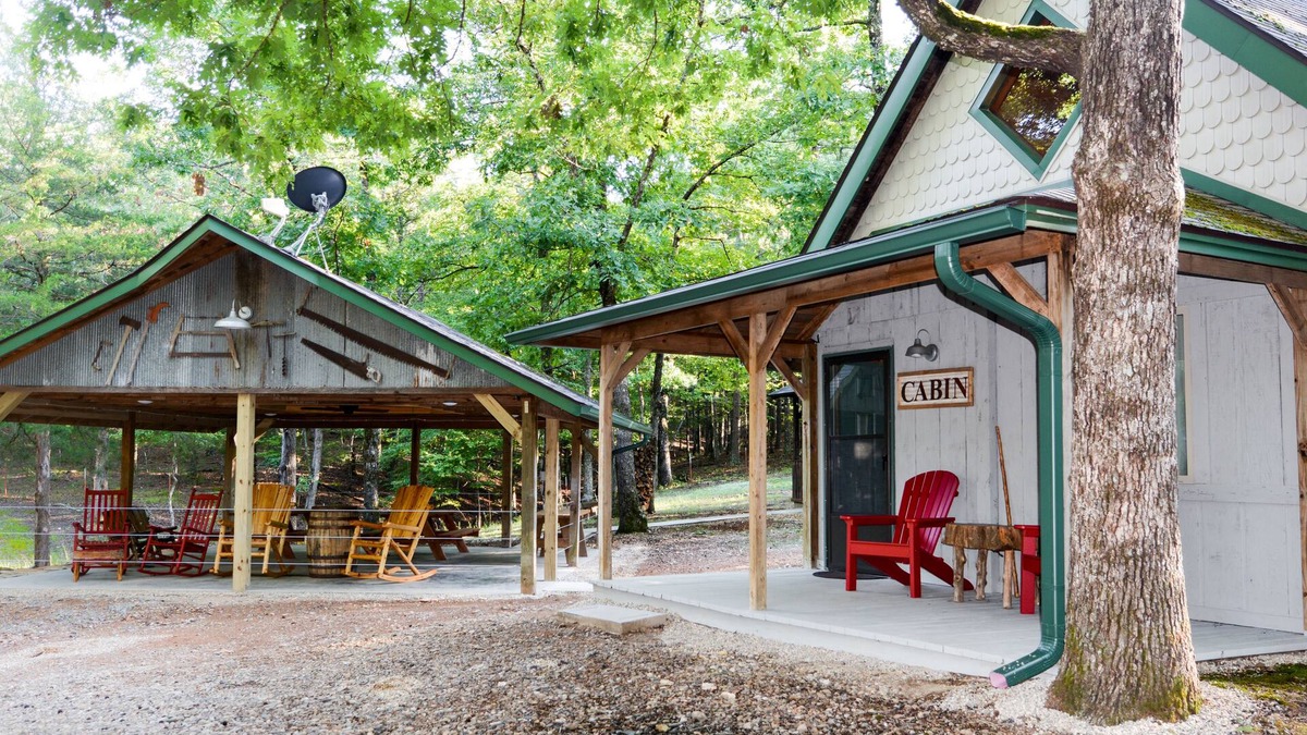 Board Camp Cabin | Private wooded property, rent 2 cabins sleeping 8, 1 mile to WPG S. trail head.