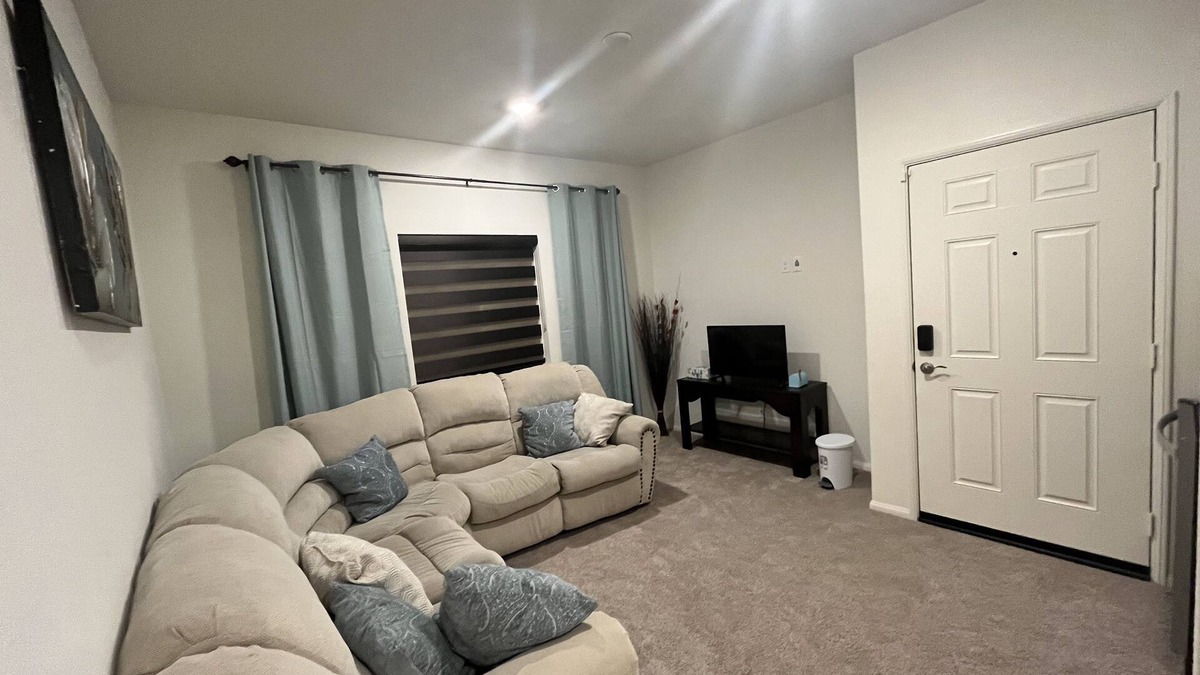 Lancaster House | Private1 Bed 1 Bath Furnished Suite, newer construction