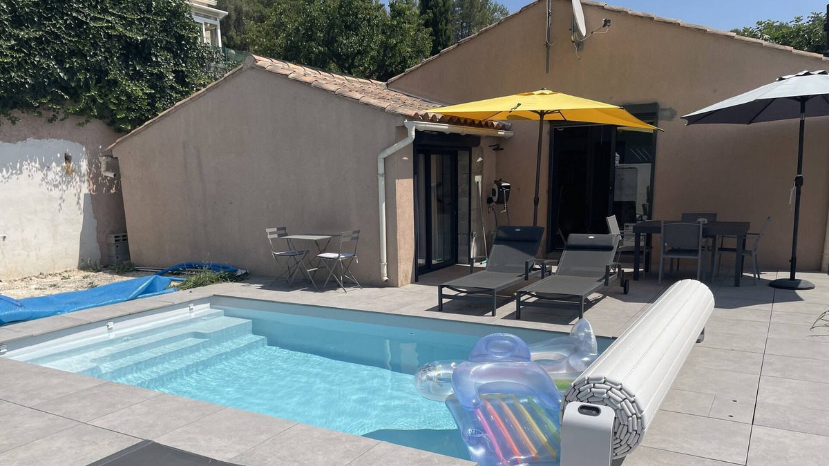 Saint-Chamas House | Privet housse with pool and jacuzzi