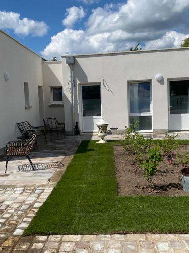 Caulieres Bed & Breakfast | PROCHE MANOIR CAULIERES 2 rue d En Haut