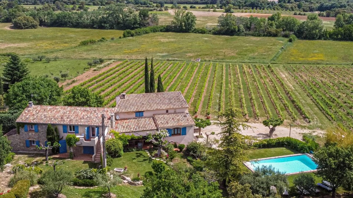 Fox-Amphoux House | Provençal country house with pool in the countryside
