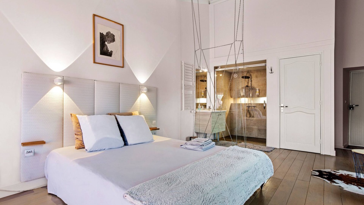 Le Val Bed & Breakfast | Provençal Escape at Mas J des Sens: Charm and Comfort in the Heart of Provence