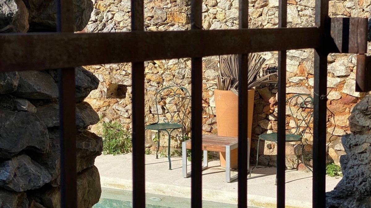 Vinon-sur-Verdon House | PROVENCAL MAS WITH SWIMMING POOL IN A VILLAGE IN THE ARRIERE PAYS VAROIS